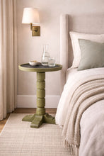 Load image into Gallery viewer, Tarrington - Spot Table