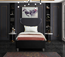 Load image into Gallery viewer, Ghost - Bed