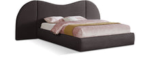 Load image into Gallery viewer, Everest - Linen Fabric Bed