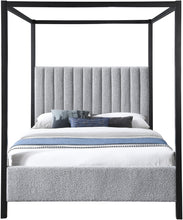 Load image into Gallery viewer, Kelly - Bed