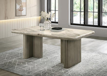 Load image into Gallery viewer, D070 - Dining Room Set