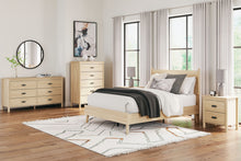 Load image into Gallery viewer, Cabinella - Platform Bedroom Set