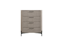 Load image into Gallery viewer, Fisher Park - 4 Drawer Chest