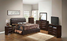 Load image into Gallery viewer, Tufted Upholstered Bed