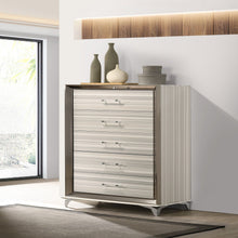 Load image into Gallery viewer, Star - Chest - White