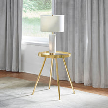 Load image into Gallery viewer, Kaelyn End Table - Ego Home Furniture