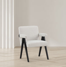 Load image into Gallery viewer, Woodloch - Accent Chair With Black Frame