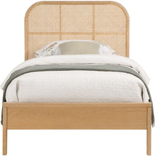 Load image into Gallery viewer, Siena - Bed