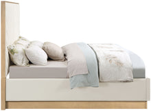 Load image into Gallery viewer, Casa - Bed