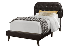 Load image into Gallery viewer, Bed Upholstered Look