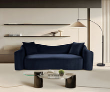 Load image into Gallery viewer, Destin - Sofa