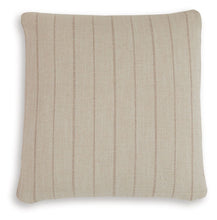 Load image into Gallery viewer, Valwick - Pillow