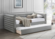 Load image into Gallery viewer, Beverly - Twin Daybed