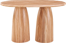 Load image into Gallery viewer, Cosenza - Concrete Indoor / Outdoor Table