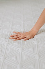Load image into Gallery viewer, 8" Gel Memory Foam Mattress