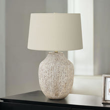 Load image into Gallery viewer, Lighting, Table Lamp, Ceramic, Transitional - Cream