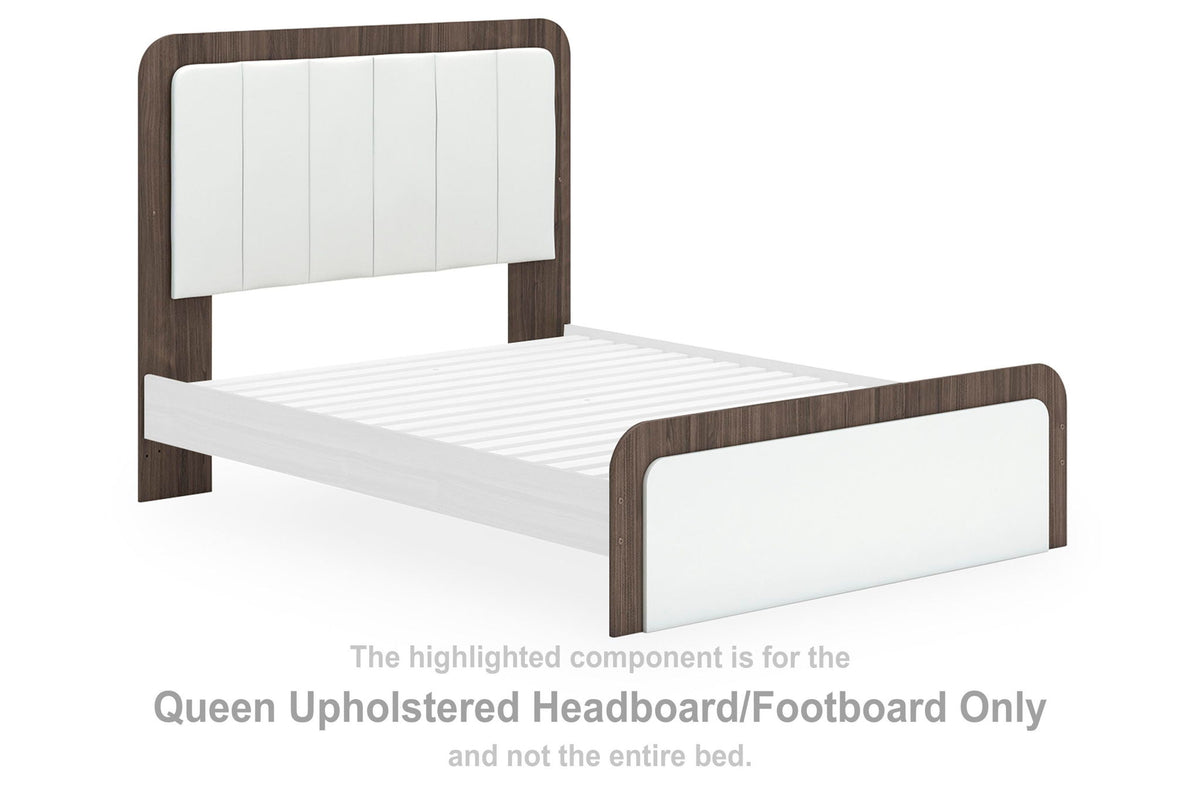 Kendanport - Queen Upholstered Headboard/Footboard - Brown / White