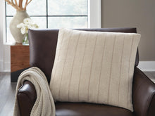 Load image into Gallery viewer, Valwick Pillow (Set of 4)