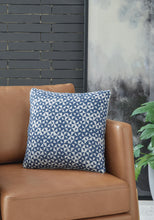 Load image into Gallery viewer, Jaycott Next-Gen Nuvella Pillow (Set of 4)