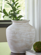 Load image into Gallery viewer, Meadie Vase - Ego Home Furniture