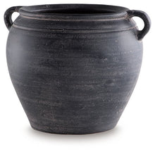 Load image into Gallery viewer, Meadie Vase