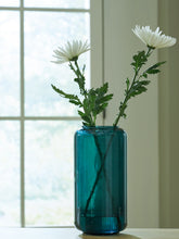 Load image into Gallery viewer, Inisland Vase