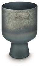 Load image into Gallery viewer, Pennmore Vase - Ego Home Furniture