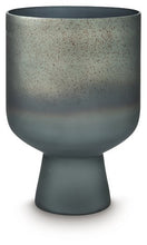 Load image into Gallery viewer, Pennmore Vase