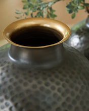 Load image into Gallery viewer, Woody Vase