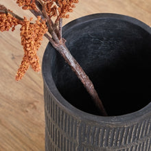 Load image into Gallery viewer, Beninworth Vase - Ego Home Furniture