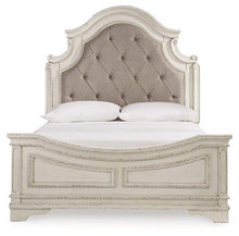Load image into Gallery viewer, Realyn Upholstered Bed