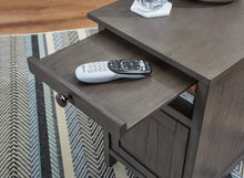 Load image into Gallery viewer, Treytown Chairside End Table - Ego Home Furniture