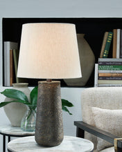 Load image into Gallery viewer, Chaston Table Lamp (Set of 2)