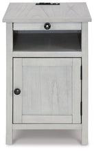 Load image into Gallery viewer, Treytown Chairside End Table - Ego Home Furniture