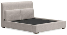 Load image into Gallery viewer, Cabalynn Upholstered Bed