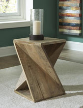 Load image into Gallery viewer, Zalemont Accent Table - Ego Home Furniture