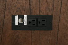 Load image into Gallery viewer, Treytown Chairside End Table - Ego Home Furniture