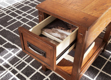 Load image into Gallery viewer, Breegin Chairside End Table - Ego Home Furniture