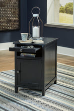 Load image into Gallery viewer, Treytown Chairside End Table - Ego Home Furniture