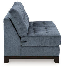 Load image into Gallery viewer, Maxon Place Sectional with Chaise - Ego Home Furniture