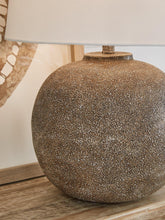 Load image into Gallery viewer, Neavesboro Lamp Set