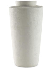 Load image into Gallery viewer, Flurinworth Vase - Ego Home Furniture