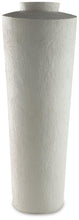 Load image into Gallery viewer, Flurinworth Vase