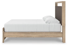 Load image into Gallery viewer, Kinlanni Upholstered Bed