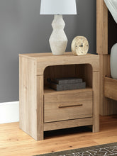 Load image into Gallery viewer, Kinlanni Bedroom Set - Ego Home Furniture