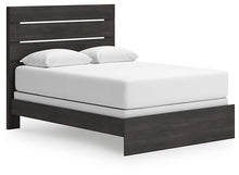 Load image into Gallery viewer, Hollivern Bed