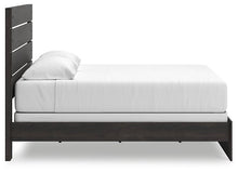Load image into Gallery viewer, Hollivern Bed
