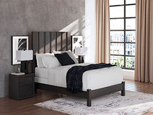 Load image into Gallery viewer, Fraluna Bed