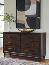 Load image into Gallery viewer, Dantenton Dresser