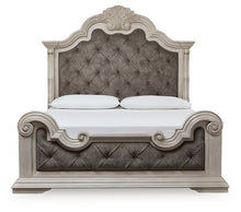 Load image into Gallery viewer, Bruchandi Upholstered Bed